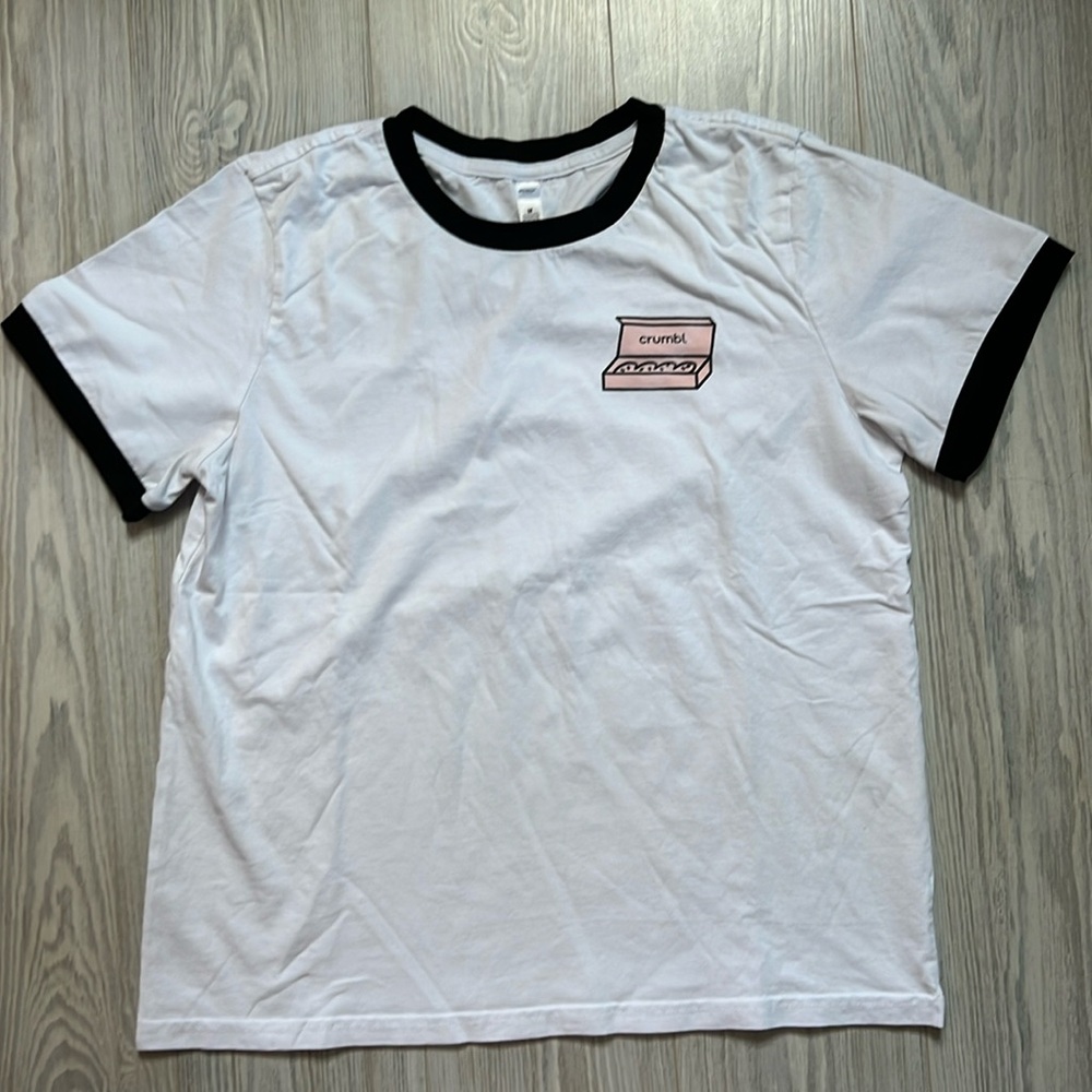 Crumbl T-shirt
